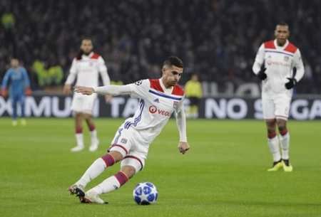 埋下了悬念 埋下了悬念